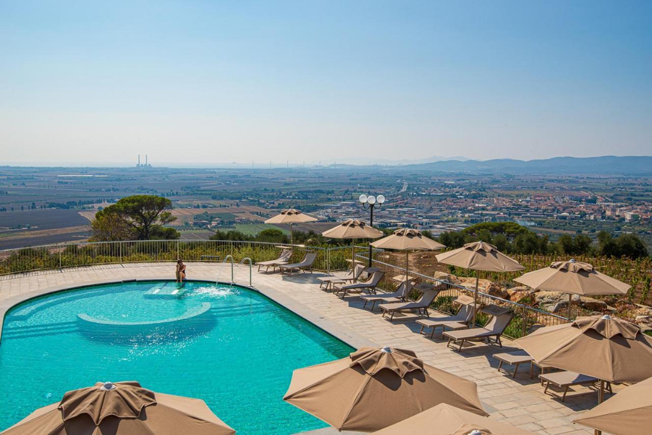Castello Bonaria Wine & Spa Resort 캄필리아 마리티마 외부 사진