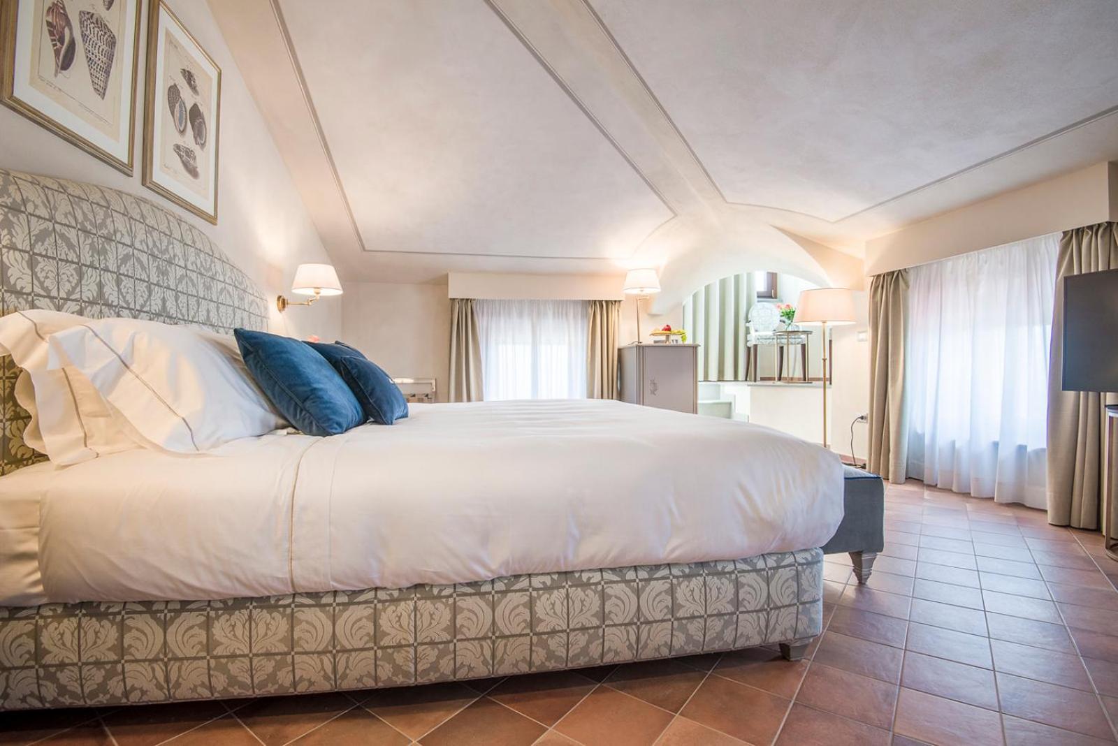 Castello Bonaria Wine & Spa Resort 캄필리아 마리티마 외부 사진