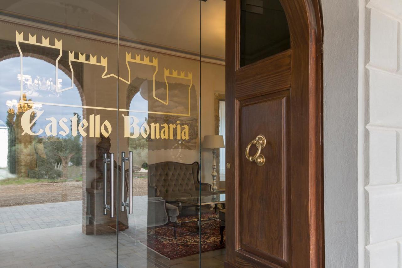 Castello Bonaria Wine & Spa Resort 캄필리아 마리티마 외부 사진